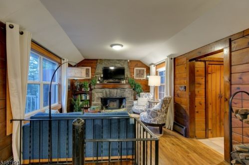 56 Glenside Trl, Sparta NJ  07871-1244 exterior