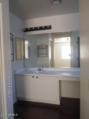 1455 Bloch Rd, Phoenix AZ  85040-2363 exterior