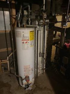 1252 45, Milwaukee WI 53210-2403 exterior