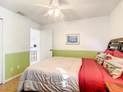 2761 Eagle Dr, Fort Pierce FL 34984-8919 exterior