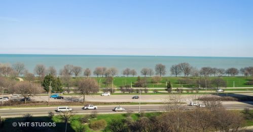 5555 Sheridan Rd, Chicago IL 60640-1609 exterior