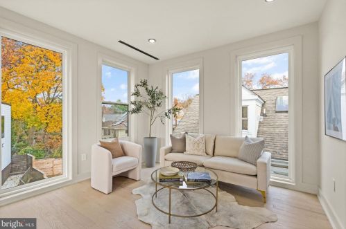 5416 Nevada Ave, Washington DC  20015-1728 exterior