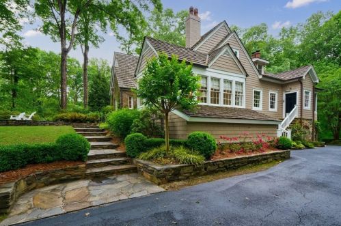 1574 Cave Rd, Atlanta, GA 30327-3120