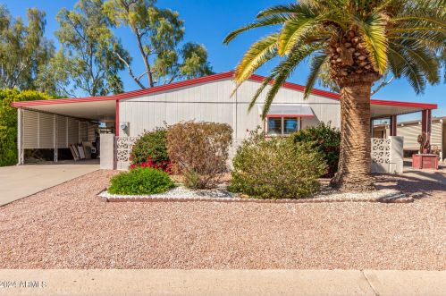 8936 Lakeview Dr, Chandler AZ 85248-6917 exterior