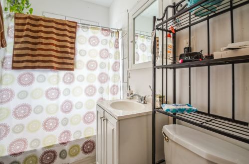 5023 Altgeld St, Chicago IL 60639-1903 exterior