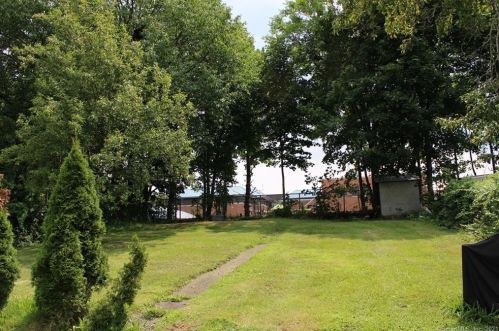 101 Belden St, New Britain CT 06051-2801 exterior