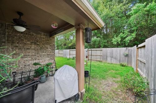 7026 Dewberryshores Ln, Humble TX 77396-4352 exterior