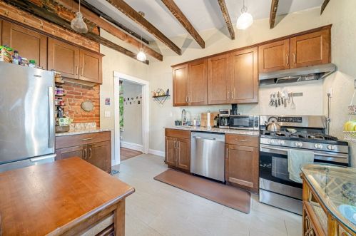 720 Mifflin Ave, Pittsburgh PA 15221-3438 exterior