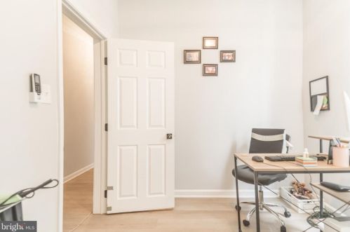 5215 Cedar Ave, Philadelphia PA 19143-1524 exterior