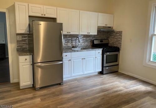 143 16th Ave, Paterson NJ  07501-2330 exterior