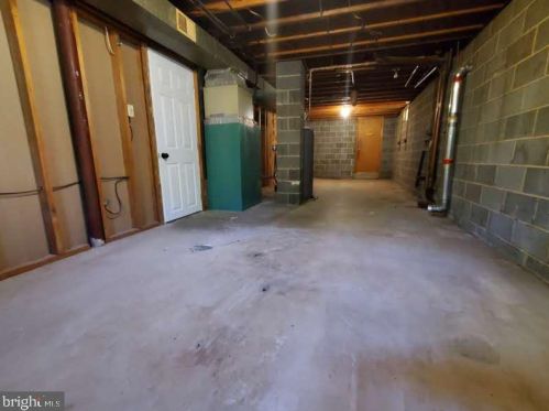 209 California Trl, Browns Mills NJ  08015-5641 exterior