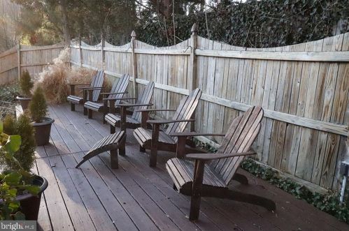 301 Glendale Ave, Alexandria VA 22301-2407 exterior