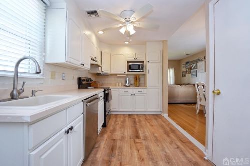 78 Mason St, Metuchen NJ 08840-2947 exterior