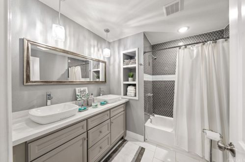 17520 Clark St, Perris CA  92570-8915 exterior