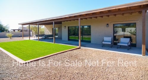 5690 Placita Amanecer, Tucson AZ  85718-4002 exterior