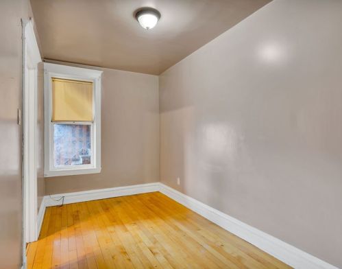 2946 Rockwell St, Chicago IL 60647-4087 exterior