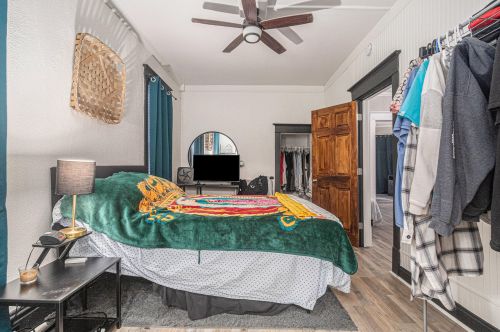 604 Apple Ave, Meskegon MI  49442-3646 exterior