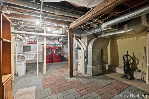 731 52 St, Grand Rapids MI 49508-6004 exterior