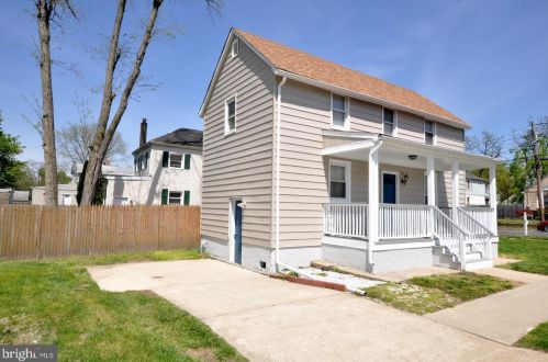 243 Parkinson Ave, Trenton NJ  08610-5409 exterior