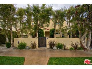 1264 Meadowbrook Ave, Los Angeles CA  90019-2815 exterior