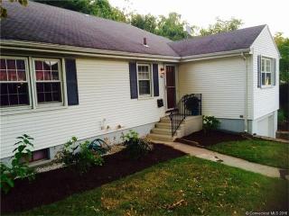 40 Wall St, Wallingford CT  06492-4709 exterior