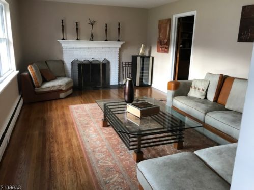 154 Kinnelon Rd, Kinnelon NJ  07405-2336 exterior