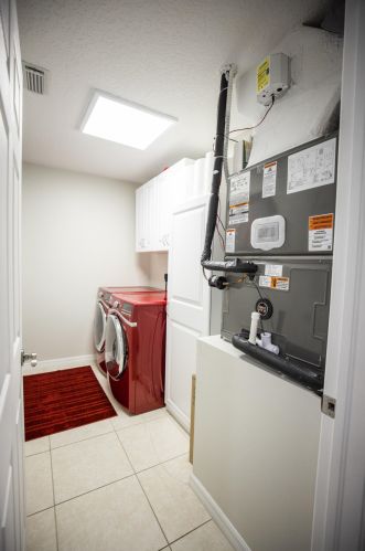 276 Ferris Dr, Fort Pierce FL 34983-8625 exterior