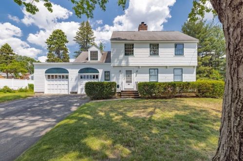 11 Benz St, Springfield, MA 01118-1607