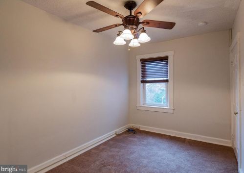 249 New Holland Ave, Lancaster PA 17602-2301 exterior