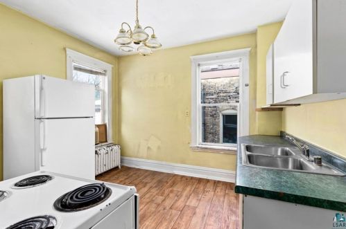 517 4 St, Duluth MN 55805-1938 exterior