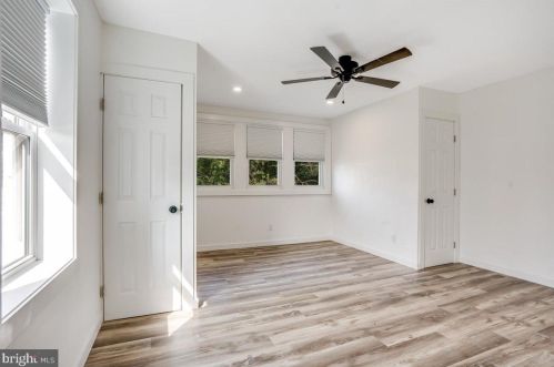 5817 Henry Ave, Philadelphia PA  19128-1702 exterior