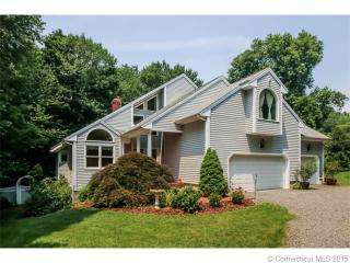 94 Honeycomb Ln, Milford, CT 06461-1655