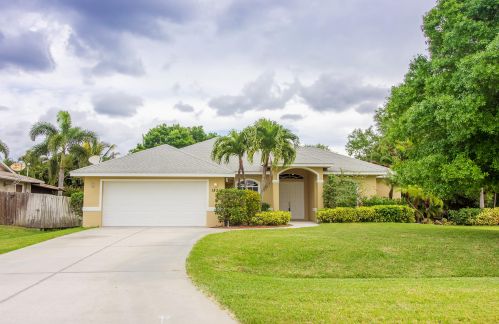 1831 Monterrey Ln, Fort Pierce, FL 34953-2024