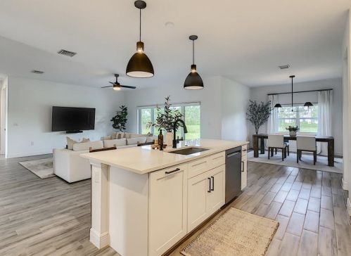 2588 Edgarce St, Fort Pierce FL  34953-2726 exterior