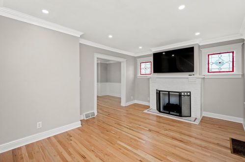 629 Bellaire Ave, Pittsburgh, PA 15226-1837