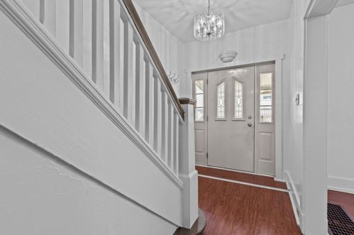 1207 Euclid Ave, Pittsburgh PA  15206-1613 exterior