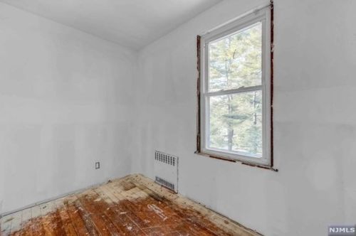 296 Saddle River Rd, Upper Saddle River NJ  07458-2108 exterior