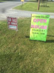 600 Stewart Ave, Clinton NC  28328-2628 exterior