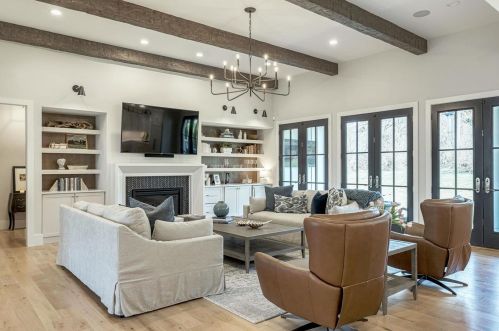 100 Ladue Meadows Ln, Saint Louis MO 63141-7503 exterior