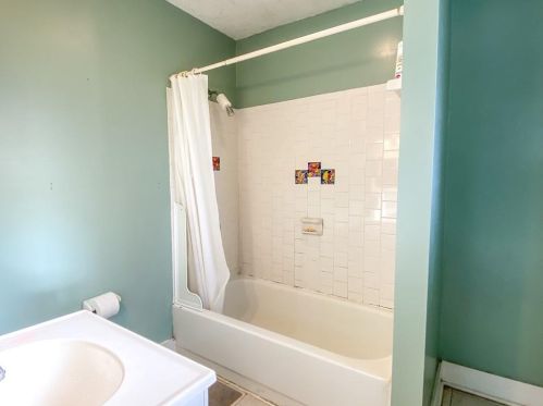 966 Mathews St, Atlanta GA 30310-2631 exterior