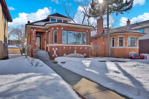 10135 Bell Ave, Chicago, IL 60643-1905