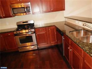 203 Carson Ter, Huntingdon Valley PA  19006-4718 exterior