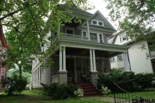 1432 Glenwood Blvd, Schenectady NY  12308-2510 exterior