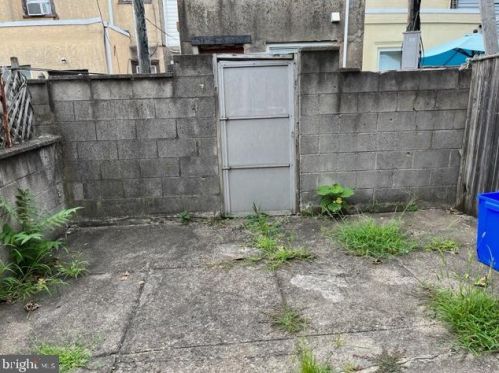 2220 Cantrell St, Philadelphia PA 19148-3319 exterior