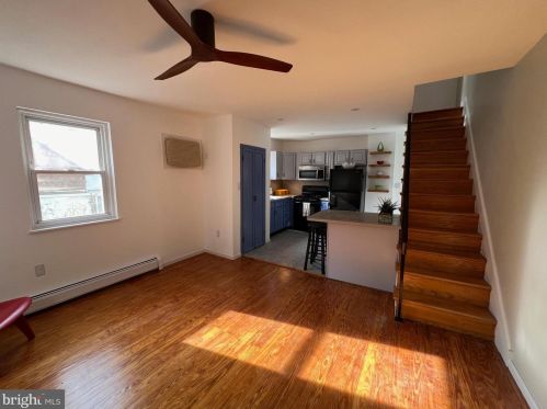 718 Darien St, Philadelphia PA  19147-2030 exterior