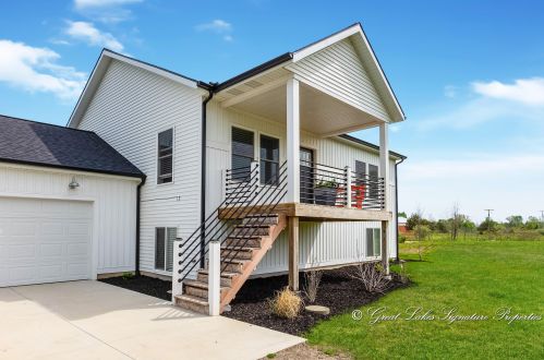 1201 138th Ave, Wayland, MI 49348-9553