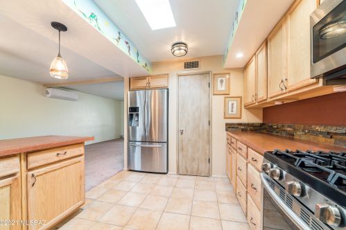 616 Fremont Cir, Green Valley AZ 85614-1940 exterior