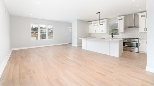 7421 Ottawa Ave, Chicago IL  60631-4238 exterior