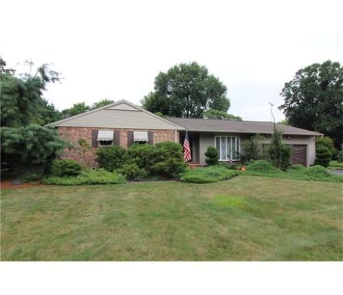 284 Grandview Ave, Piscataway NJ  08854-2456 exterior