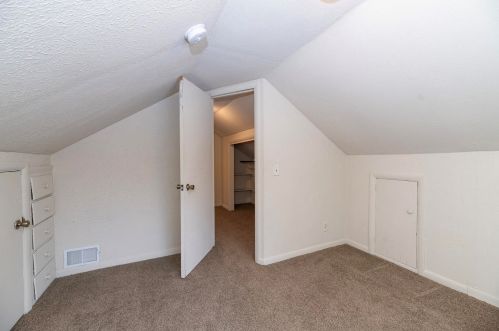 2335 Amherst Ave, Kalamazoo MI  49008-3937 exterior